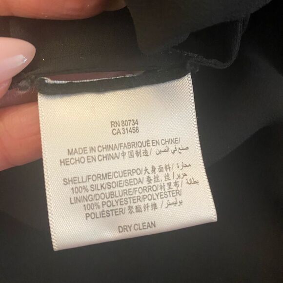 BCBG MaxAzria 100% silk open back blouse, XS - Picture 6 of 6